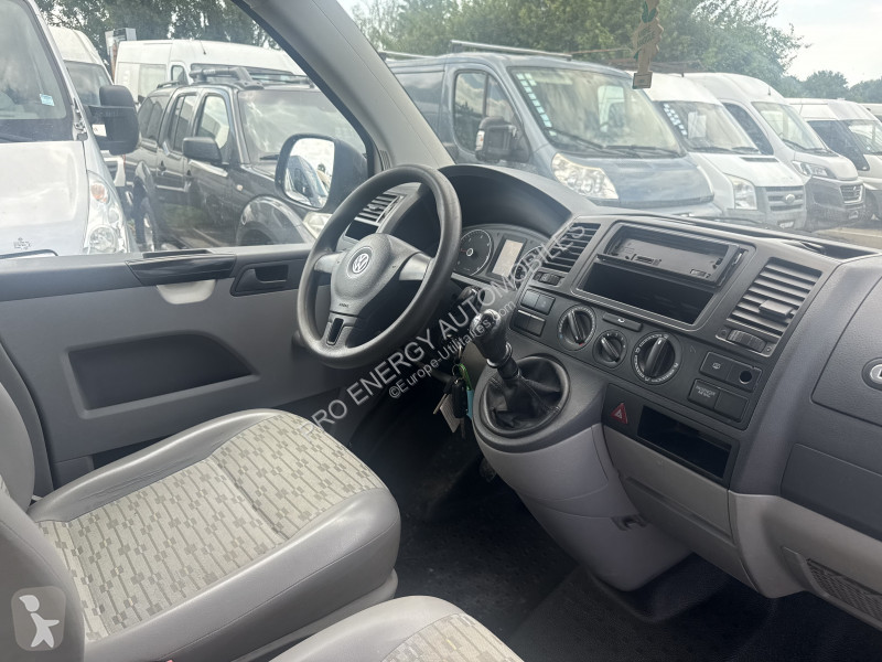 Véhicule utilitaire Volkswagen TRANSPORTER FG...