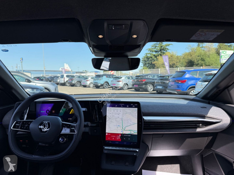 Véhicule utilitaire Renault E-tech 220 ch Techno