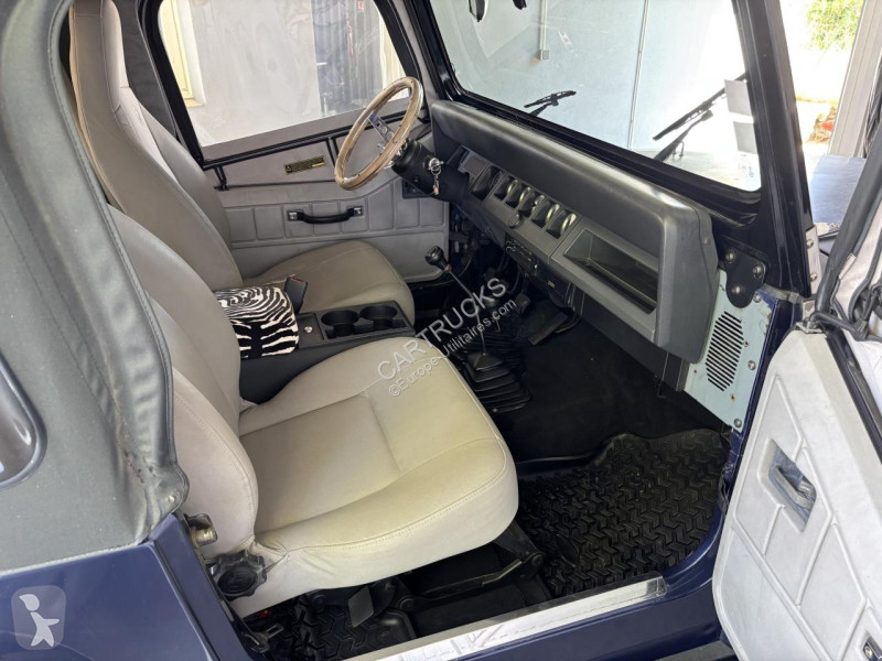 Samochód dostawczy Jeep WRANGLER 2.5i  1986 .