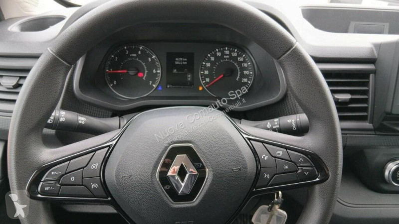 عربة نفعية Renault IV