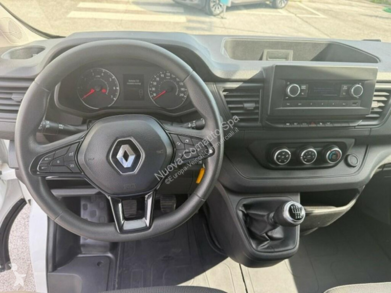 عربة نفعية Renault IV