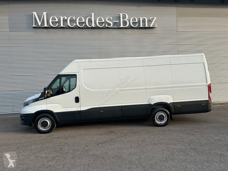 Furgoneta Iveco V