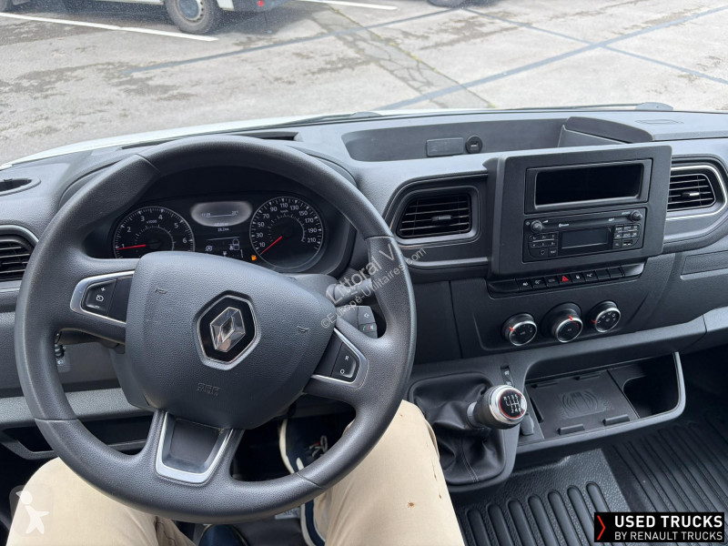 Samochód dostawczy Renault