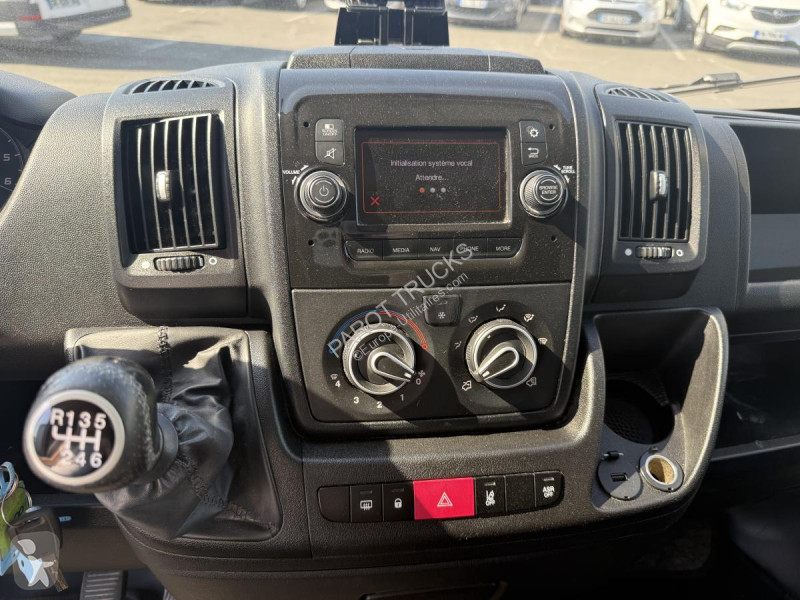 عربة نفعية Peugeot  BOXER