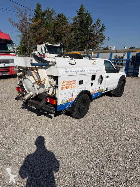 Furgoneta Nissan