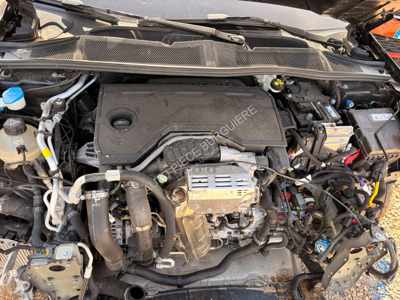 Samochód dostawczy Peugeot III 1.2 PureTech 136...