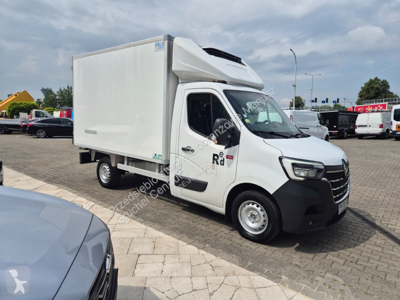 Лекотоварен автомобил Renault Master 2.3 -...