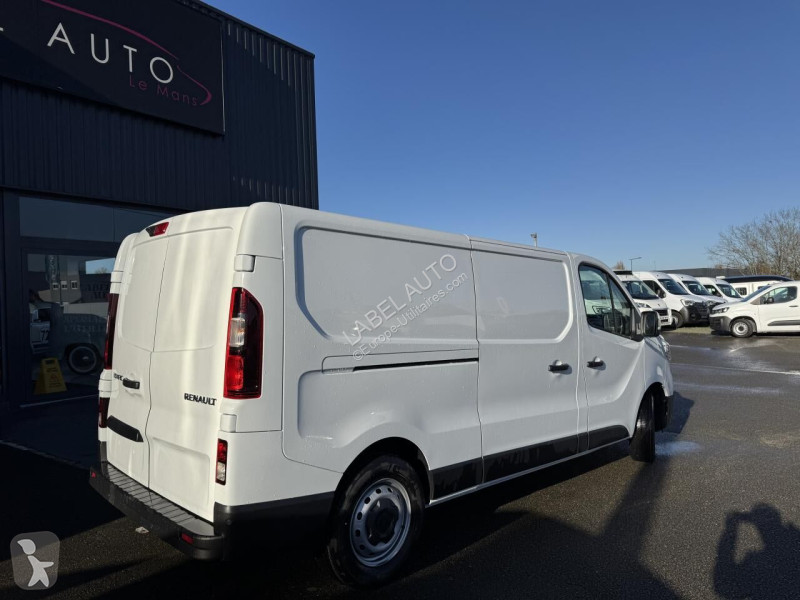 Véhicule utilitaire Renault 2.0