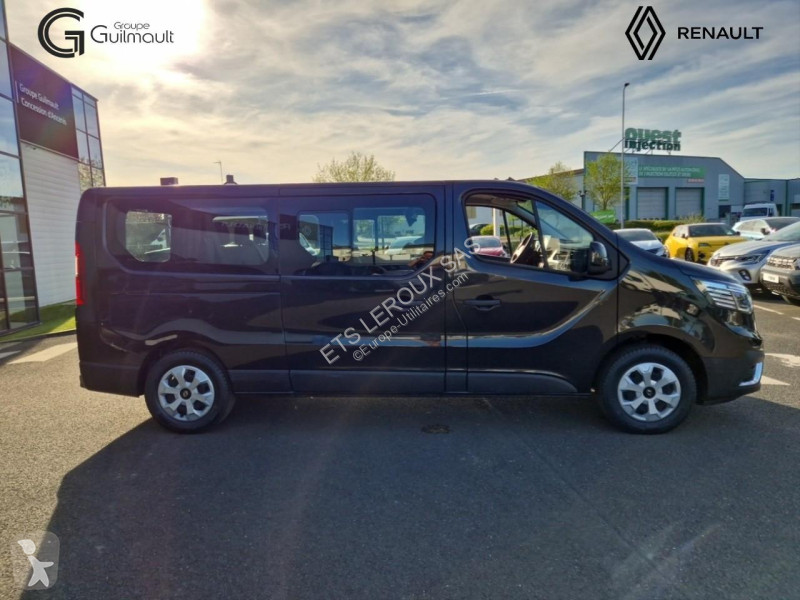 Véhicule utilitaire Renault TRAFIC