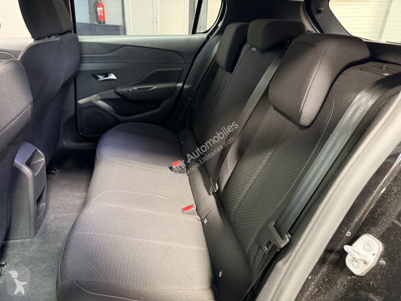 عربة نفعية Peugeot 308