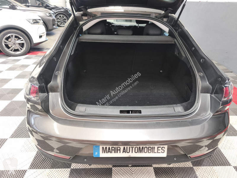 عربة نفعية Peugeot 508