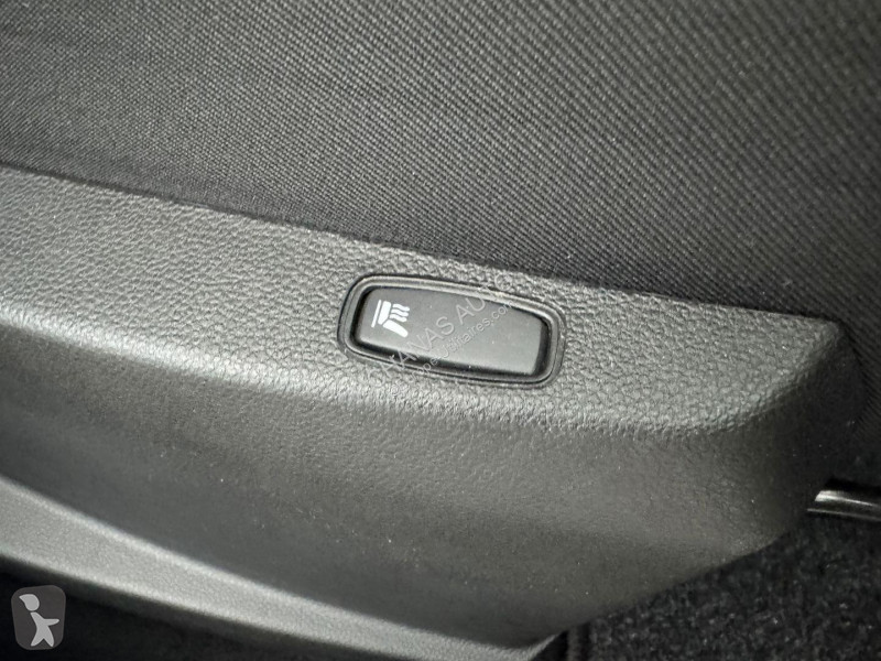 Véhicule utilitaire Dacia 1.0 TCe 90 Essentiel