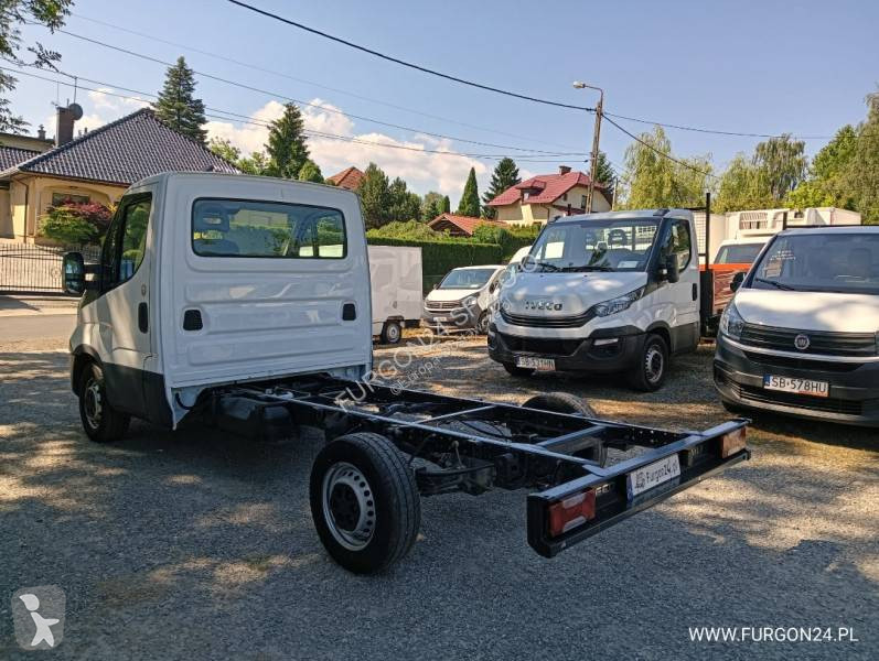 Лекотоварен автомобил Iveco