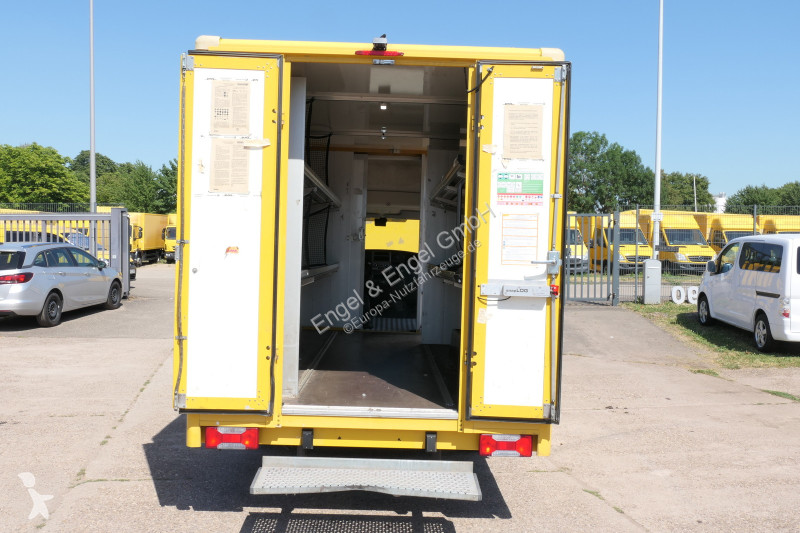 Véhicule utilitaire Iveco Daily 35 S11 C30C...
