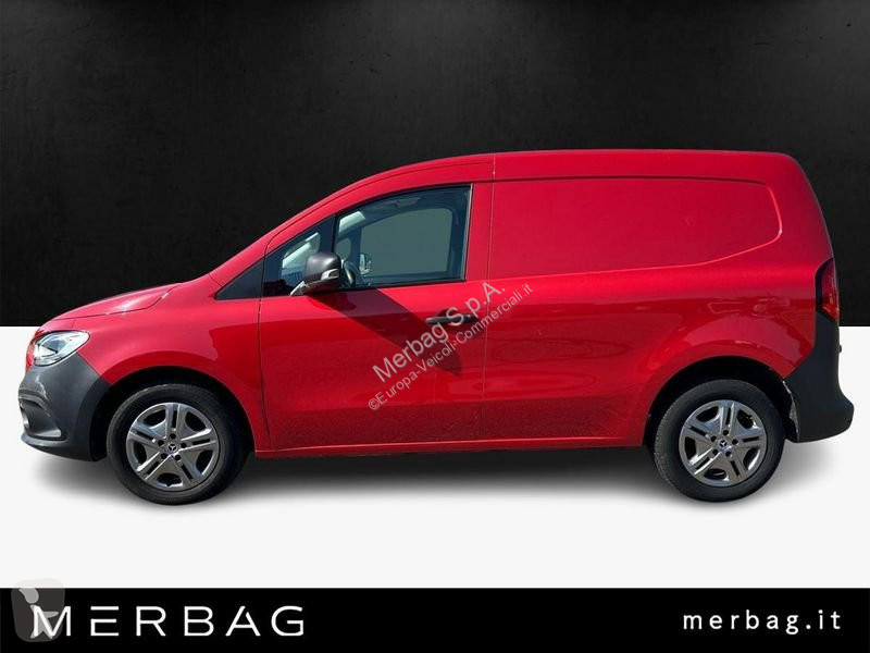 Veicolo commerciale Mercedes 112 cdi furgone Long