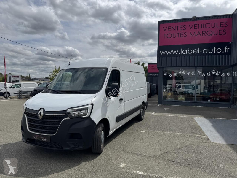 Véhicule utilitaire Renault 2.3