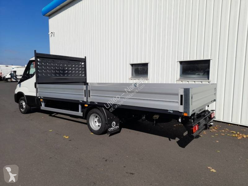 عربة نفعية Iveco