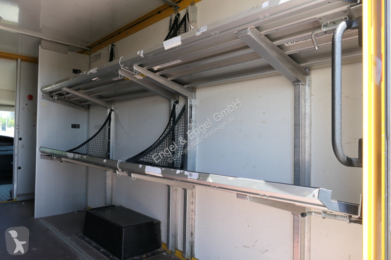 Iveco Daily 35 S11 C30C AUTOMATIK KAMERA Regale...