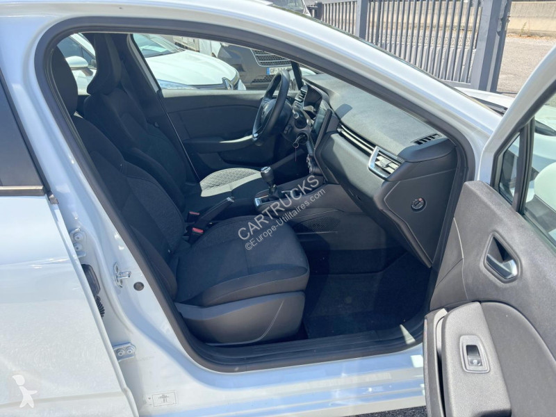 Samochód dostawczy Renault CLIO 1.5 Blue dCi -...