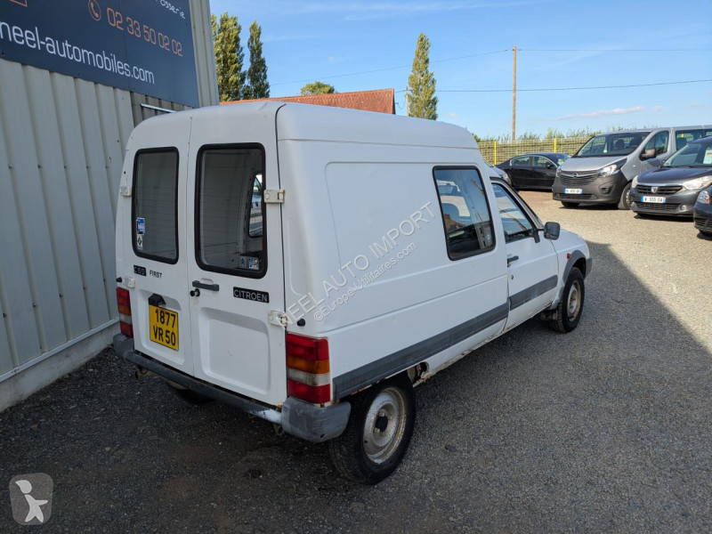 Véhicule utilitaire Citroën C15 1.87 D 60 ch FIRST