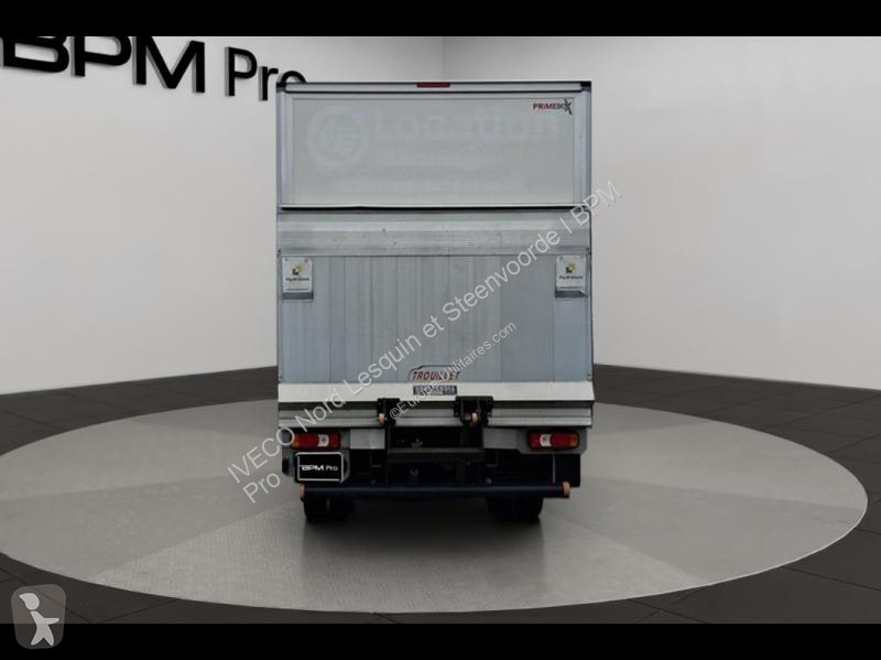 Véhicule utilitaire Iveco CCb 35C16H...