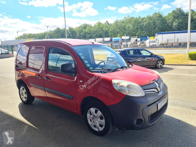 Véhicule utilitaire Renault KANGOO II EXPRESS...