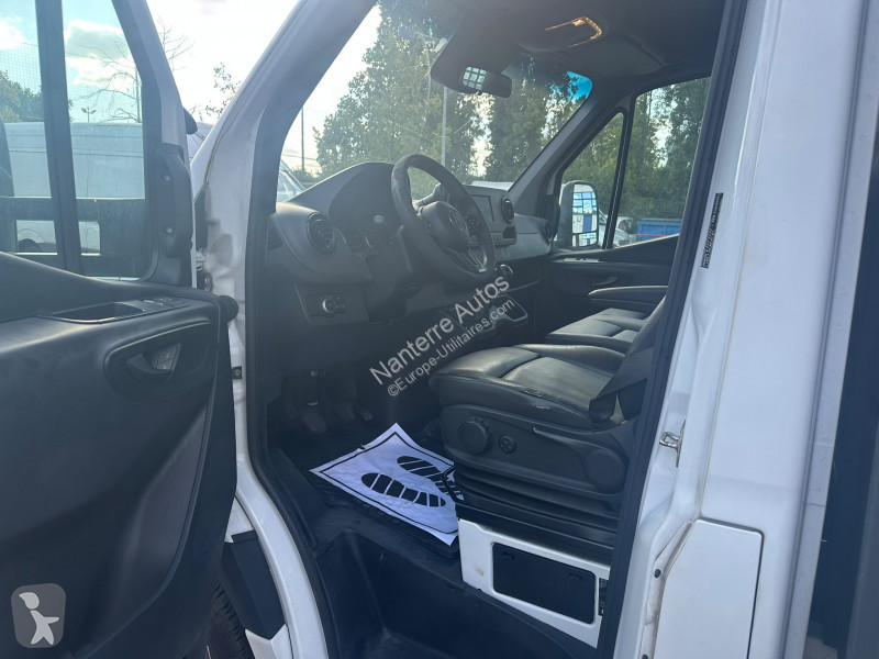 عربة نفعية Mercedes SPRINTER PLATEAU 14000 HT...