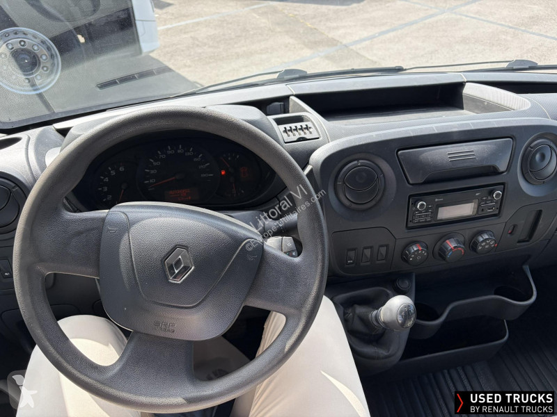 Samochód dostawczy Renault