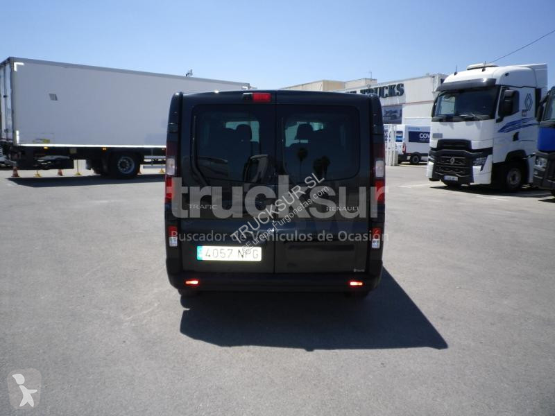 عربة نفعية Renault  TRAFIC 8 PLAZAS  125CV