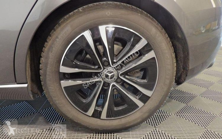 Furgoneta Mercedes