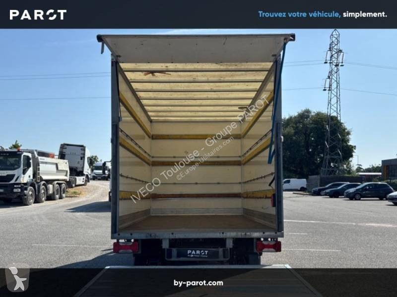 عربة نفعية Iveco