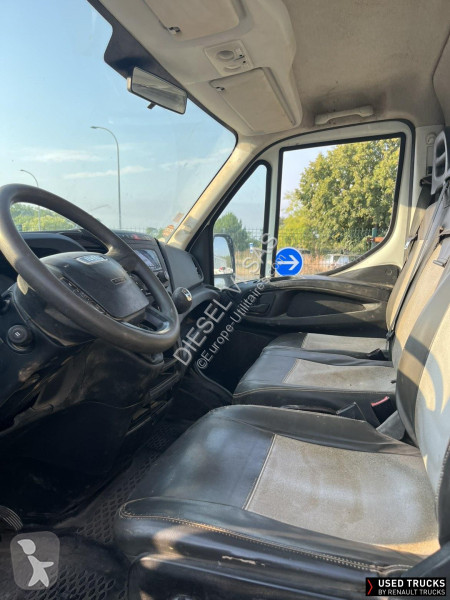 عربة نفعية Iveco