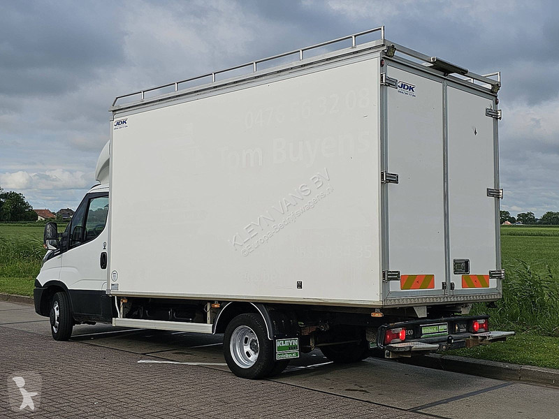 Furgoneta Iveco