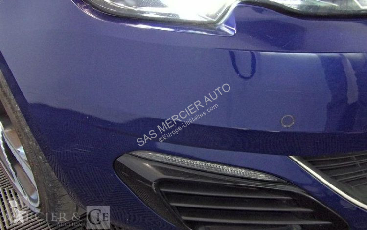 عربة نفعية Peugeot
