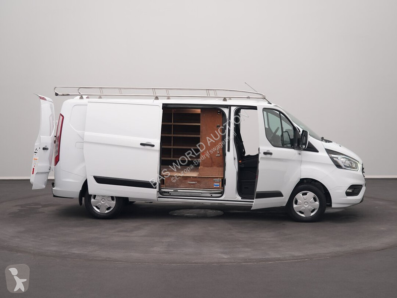 Véhicule utilitaire Ford