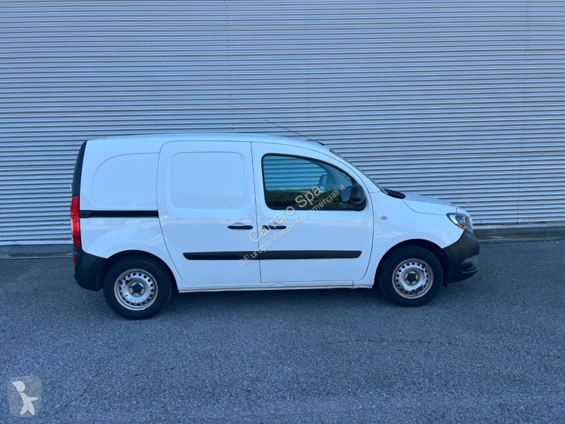 عربة نفعية Mercedes CITAN FURGONE E MIXTO