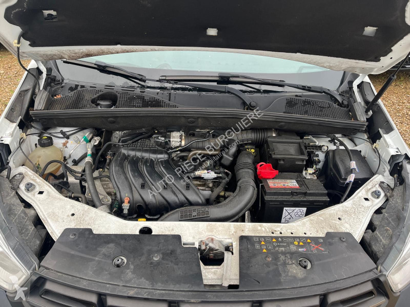 Véhicule utilitaire Dacia DACIA 1.6 SCe 100...