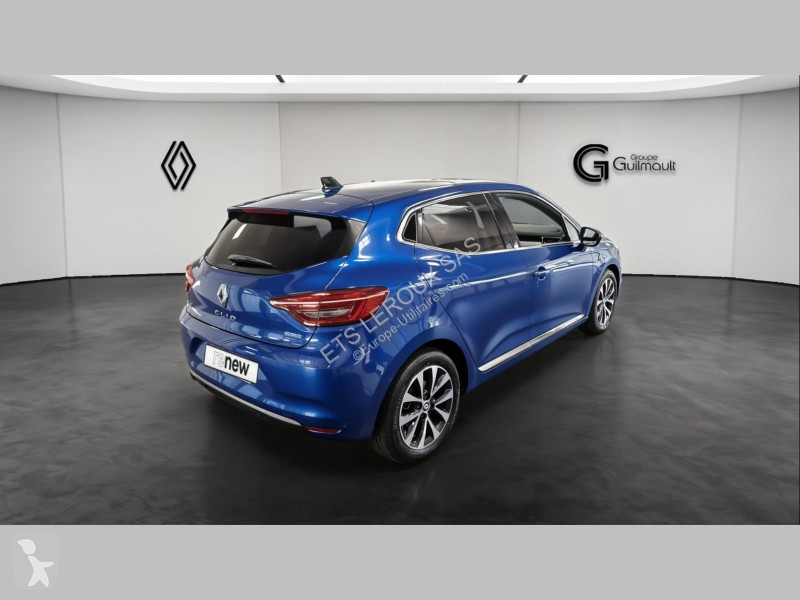 عربة نفعية Renault CLIO V