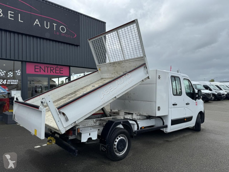 Véhicule utilitaire Renault 2.3