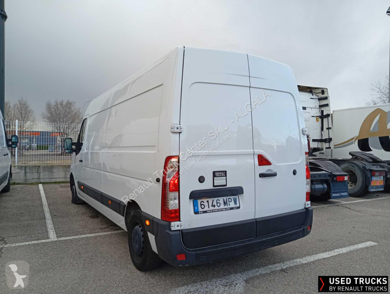 Samochód dostawczy Renault