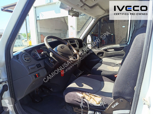 Samochód dostawczy Iveco IVECO DAILY 35C11