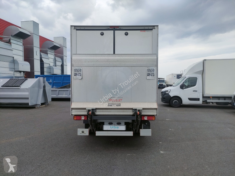 Véhicule utilitaire Iveco FRIGO 12M3 160 CV...