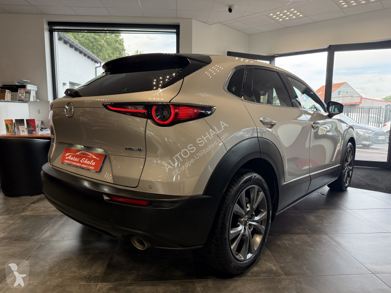 Samochód dostawczy Mazda / A PARTIR DE...