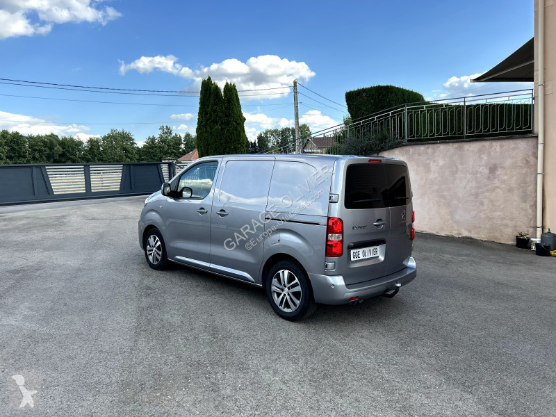 عربة نفعية Peugeot 2.0 Bluehdi 120 Premium Pack...