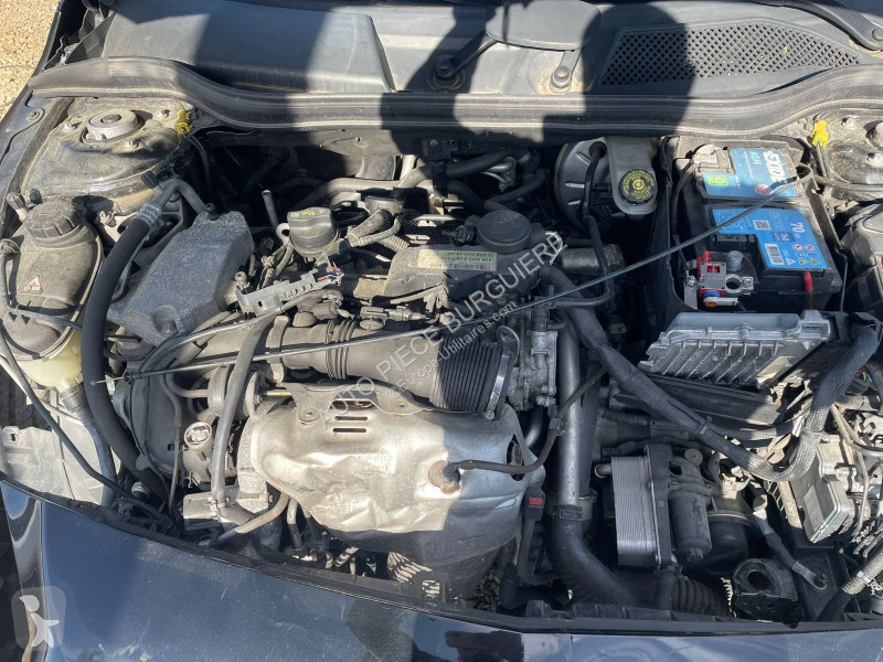 Véhicule utilitaire Mercedes 250 2.0i 210 4...