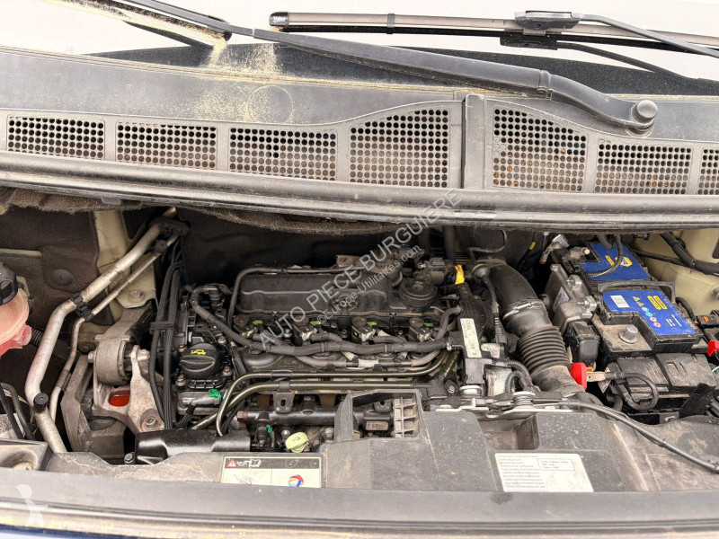 عربة نفعية Peugeot III 2.0 BlueHDi 180 BVA / EP156
