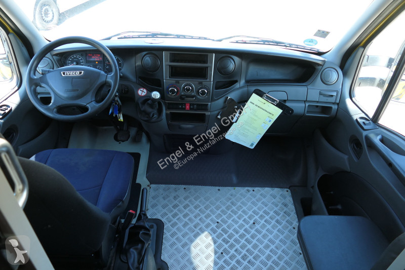 Furgoneta Iveco Daily 35 S11 C30C AUTOMATIK...