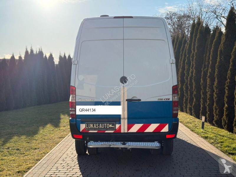 Samochód dostawczy Mercedes SPRINTER 516 3,5 T...