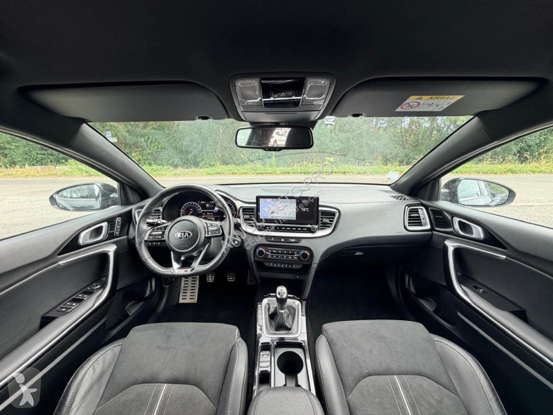 Véhicule utilitaire KIA 1.6 CRDI 136CH GT LINE...