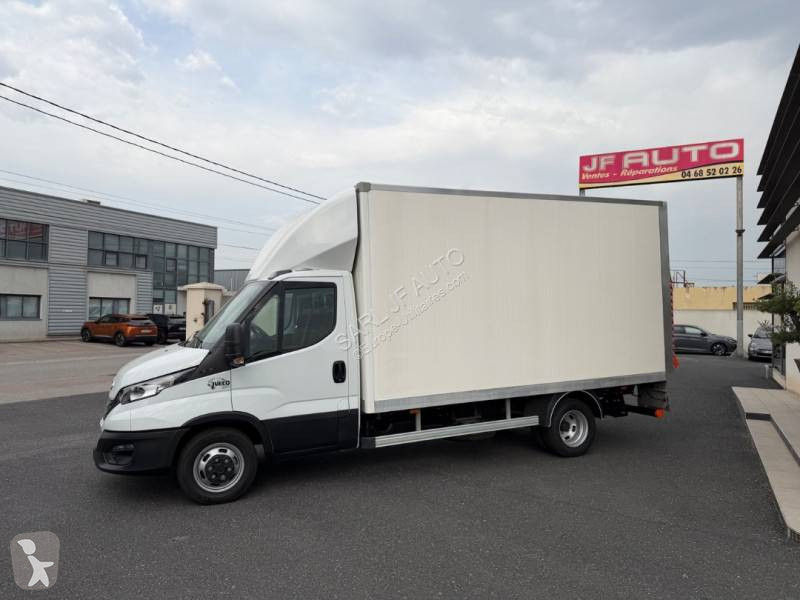Samochód dostawczy Iveco